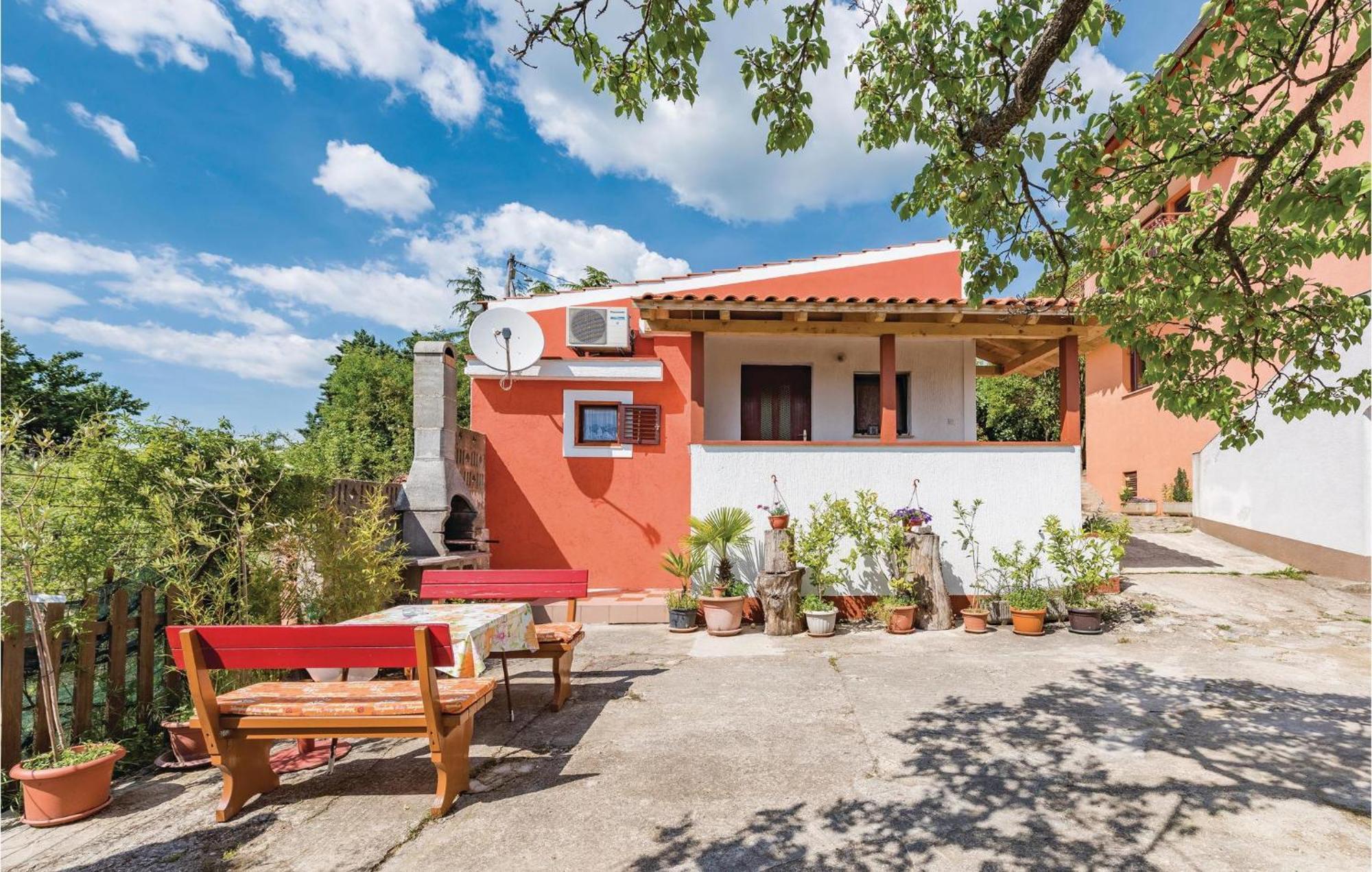 Awesome Home In Porec With House Sea View מראה חיצוני תמונה